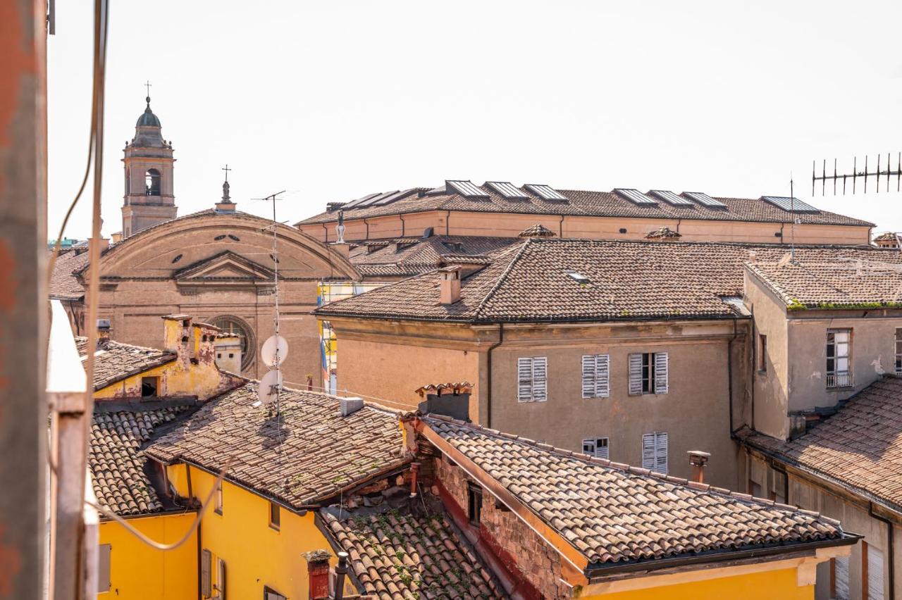 Dalla Bruna - Above The Roofs Of The Centre Módena Exterior foto